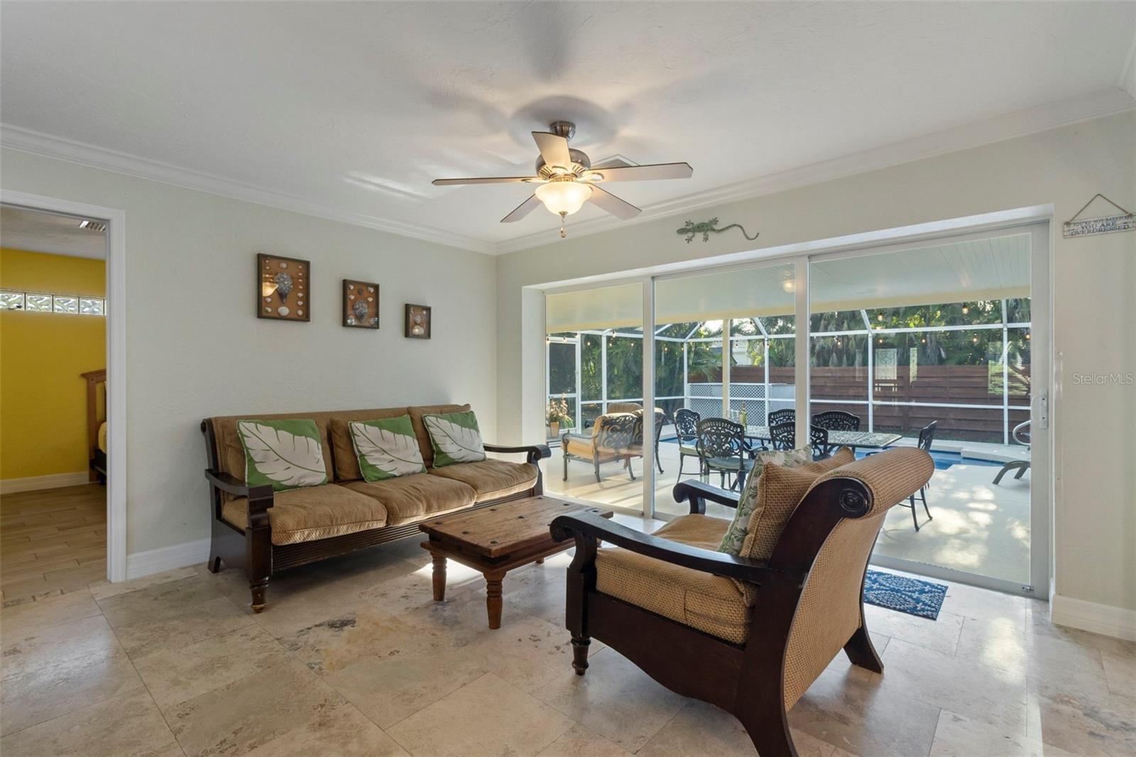 PINE SHORES ESTATE 5TH SEC - Residential