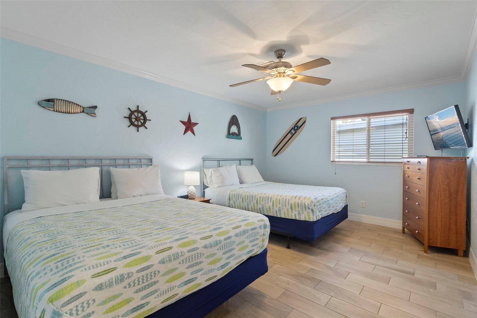 PINE SHORES ESTATE 5TH SEC - Residential