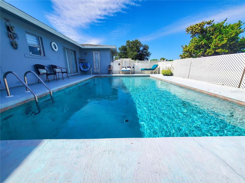 Photo of 4 Golfview Road, Rotonda West, FL 33947 (MLS # O6375854)