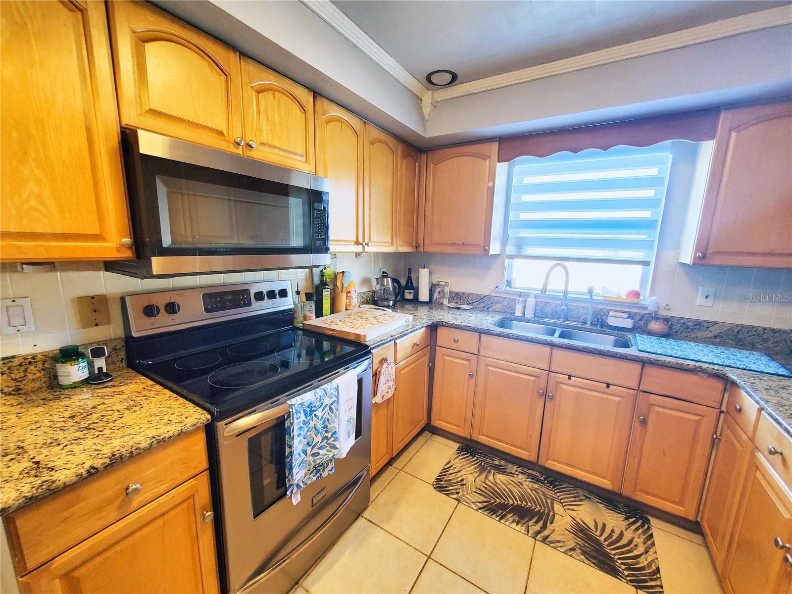 ROTONDA WEST OAKLAND HILLS - Residential