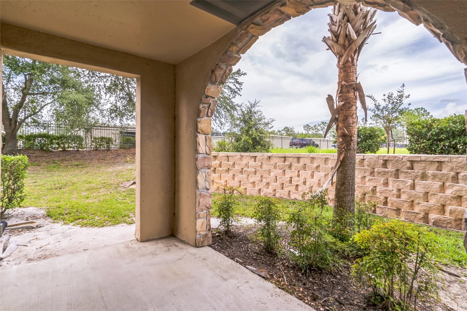909 CHARO PARKWAY 1011