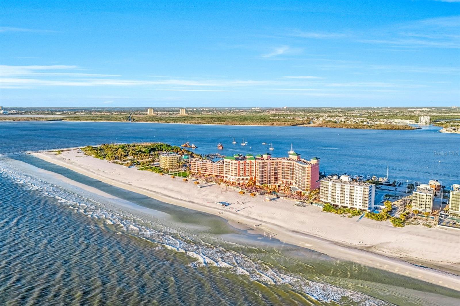 WHITE SAND VILLAS - Residential