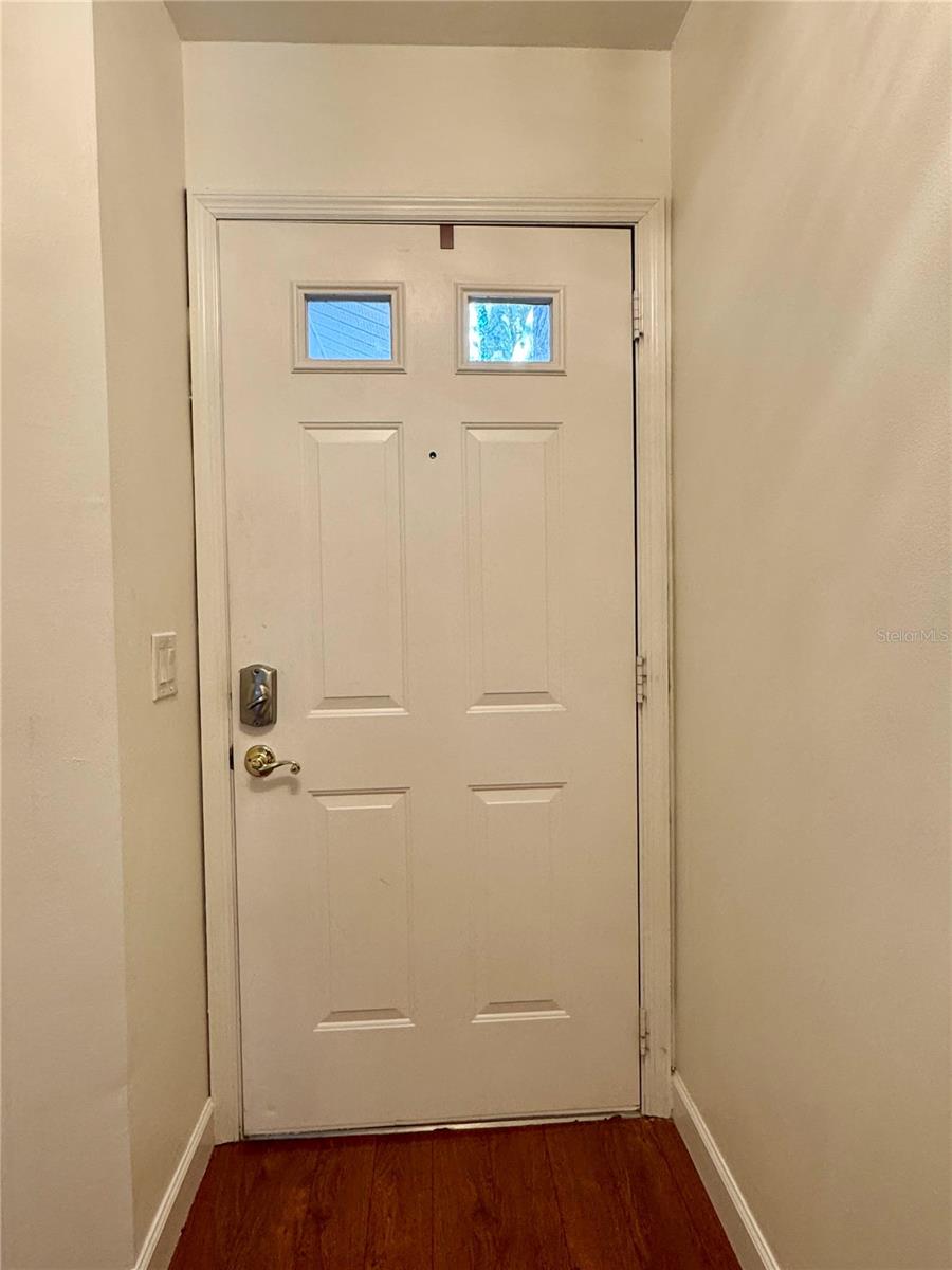 LAZY OAKS CONDO - Residential Lease