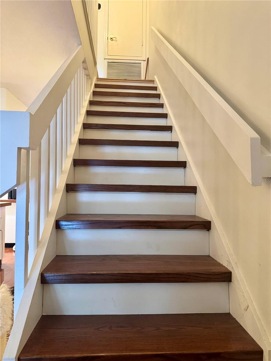 LAZY OAKS CONDO - Residential Lease