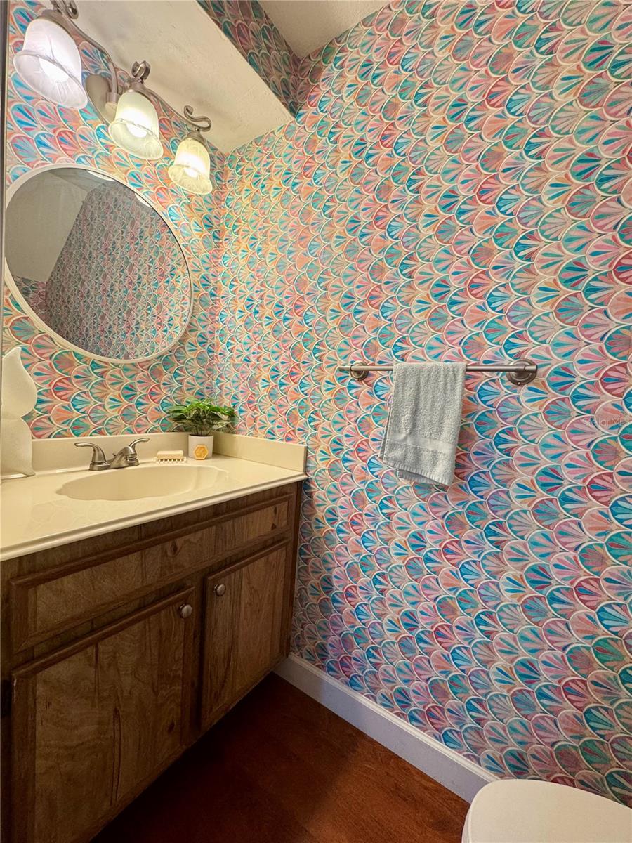 LAZY OAKS CONDO - Residential Lease