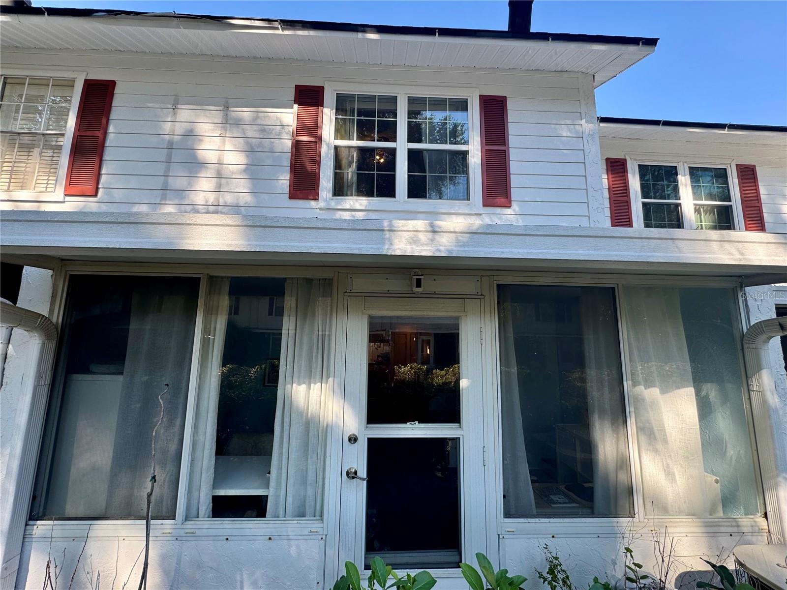 LAZY OAKS CONDO - Residential Lease