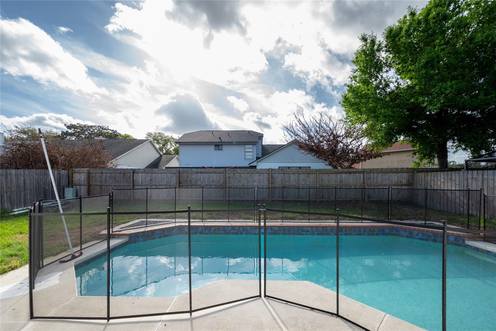 LAKEWOOD AT THE CROSSINGS UNIT 4 - Residential