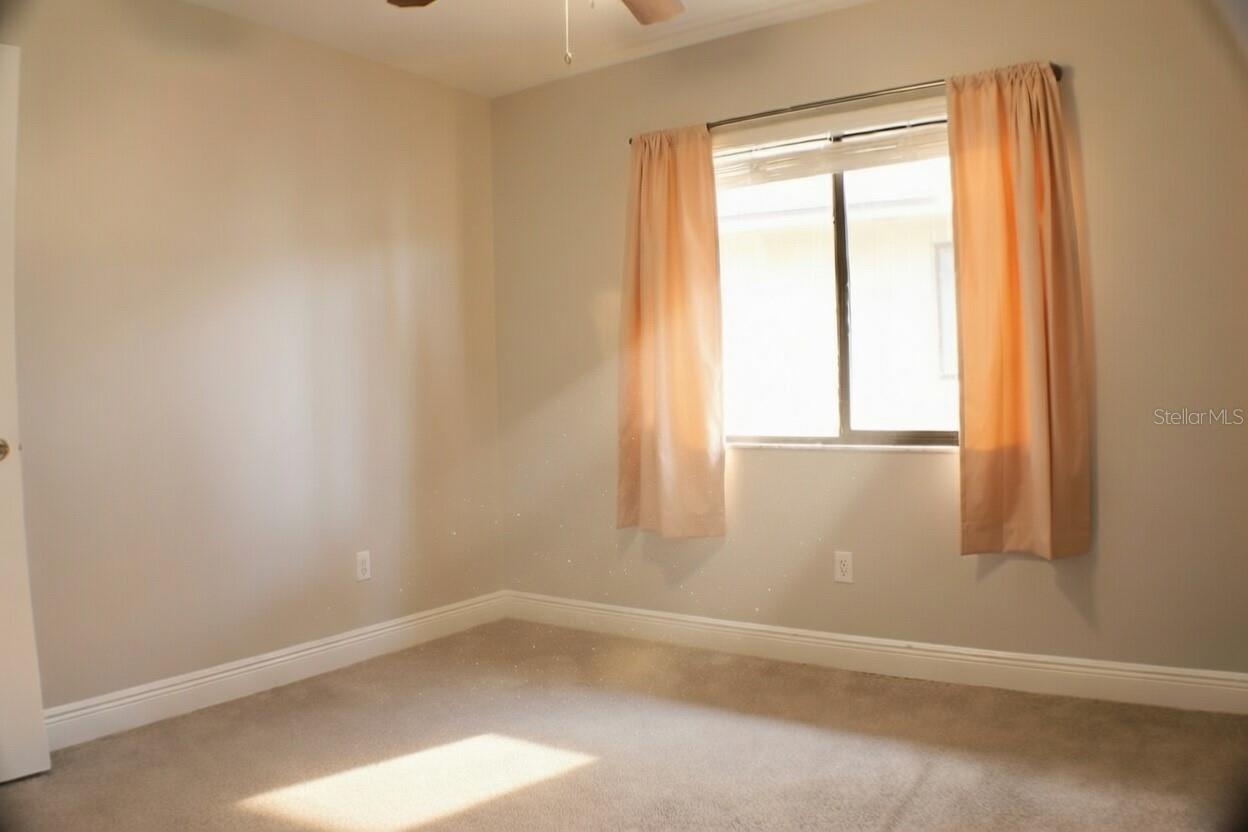 LAKEWOOD AT THE CROSSINGS UNIT 4 - Residential