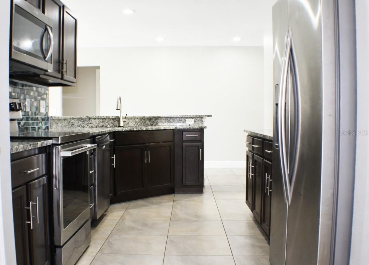 LAKEWOOD AT THE CROSSINGS UNIT 4 - Residential