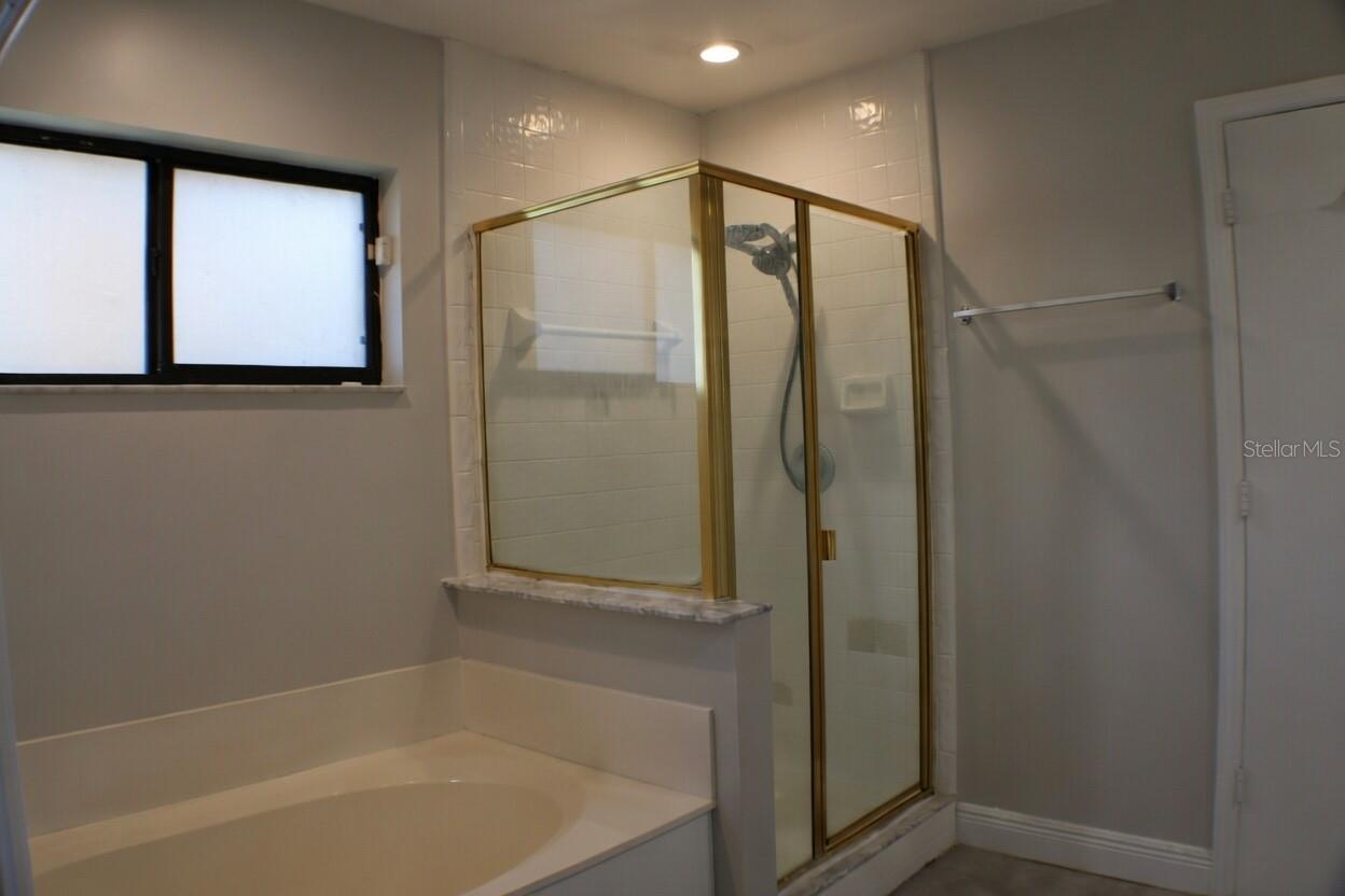 LAKEWOOD AT THE CROSSINGS UNIT 4 - Residential