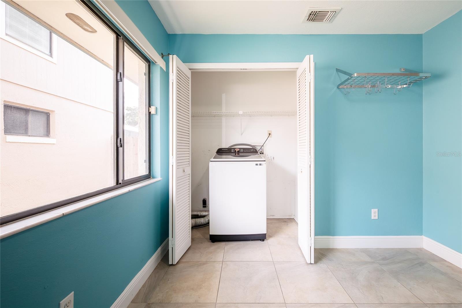 LAKEWOOD AT THE CROSSINGS UNIT 4 - Residential