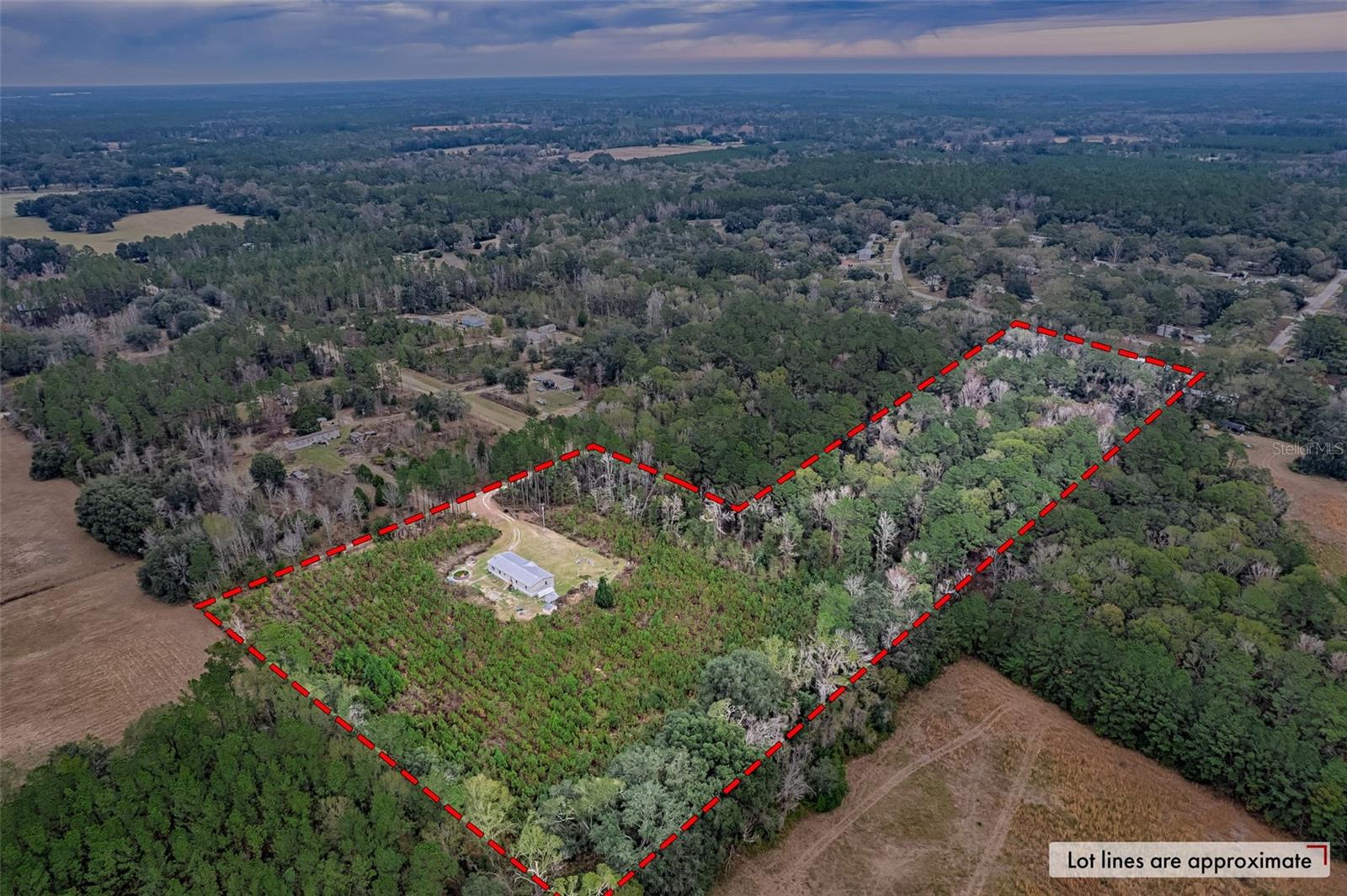 DEER HILLS - Residential