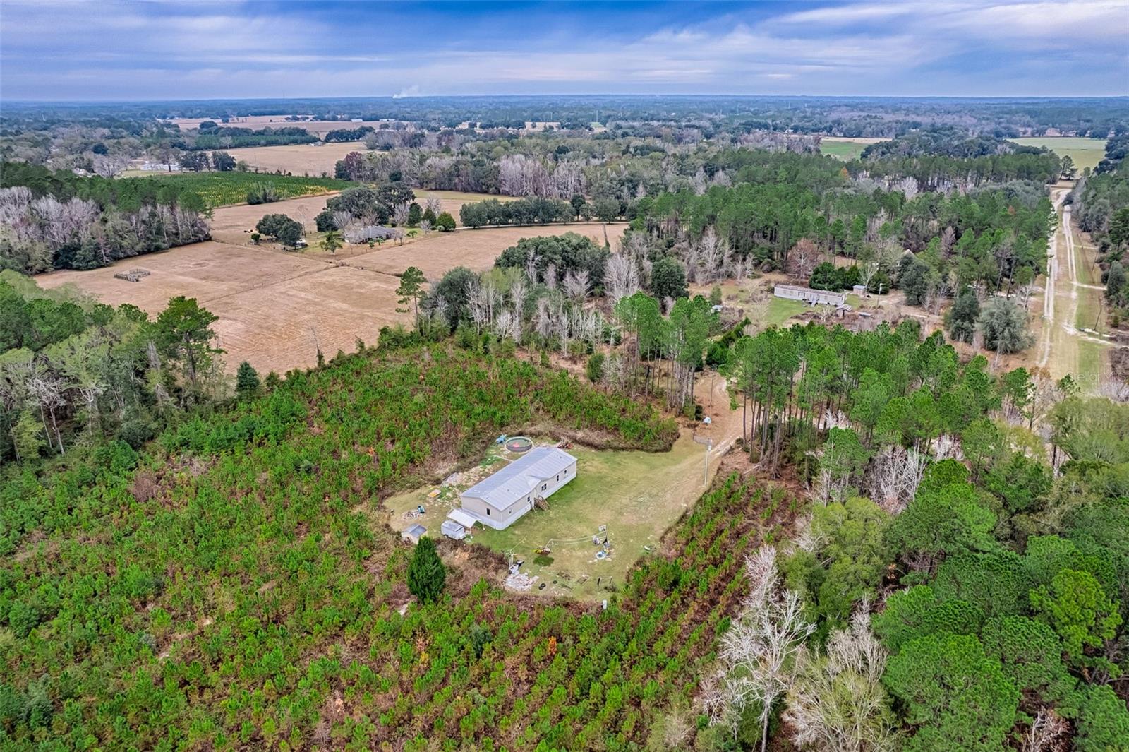 DEER HILLS - Residential