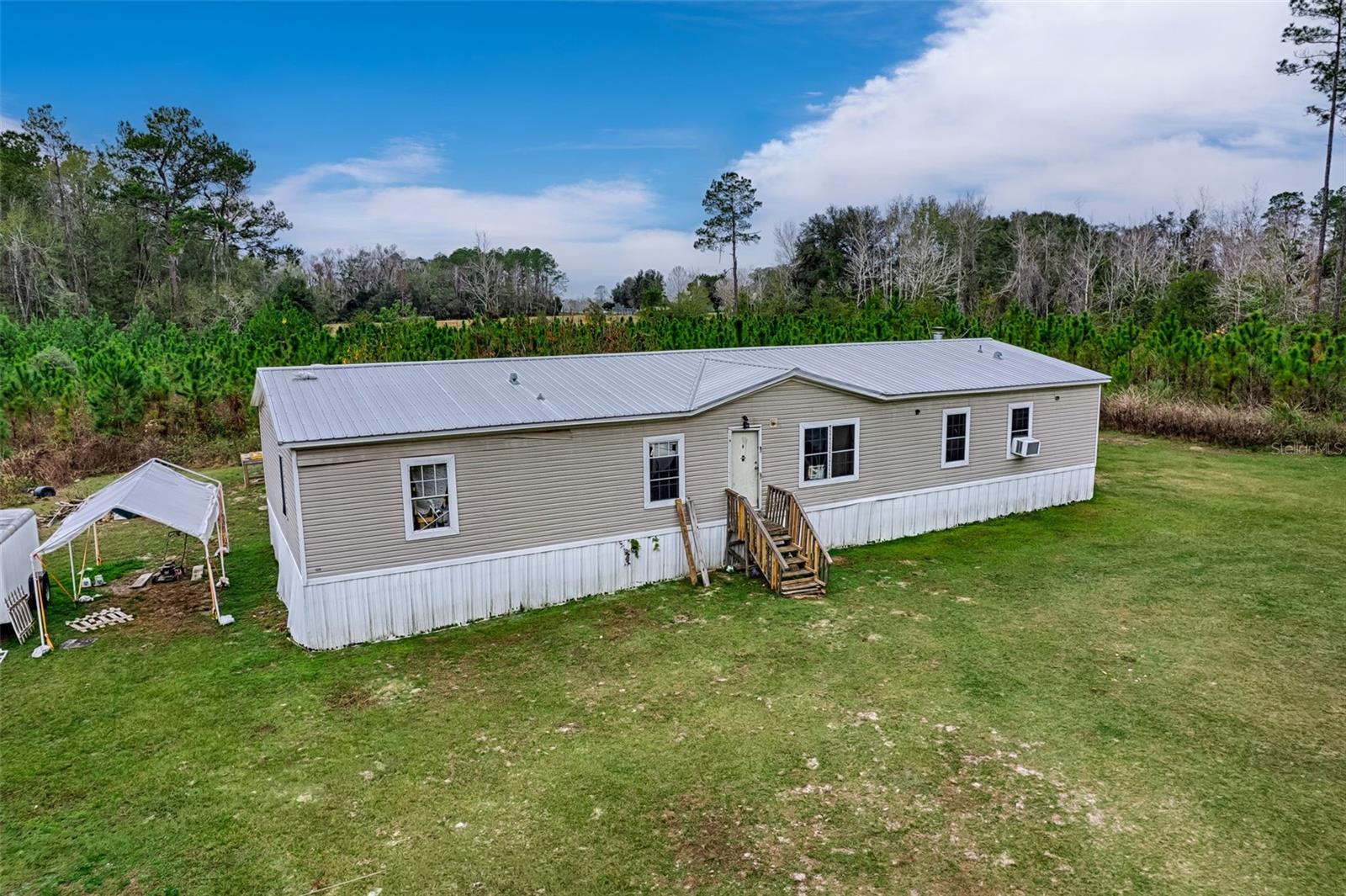 DEER HILLS - Residential