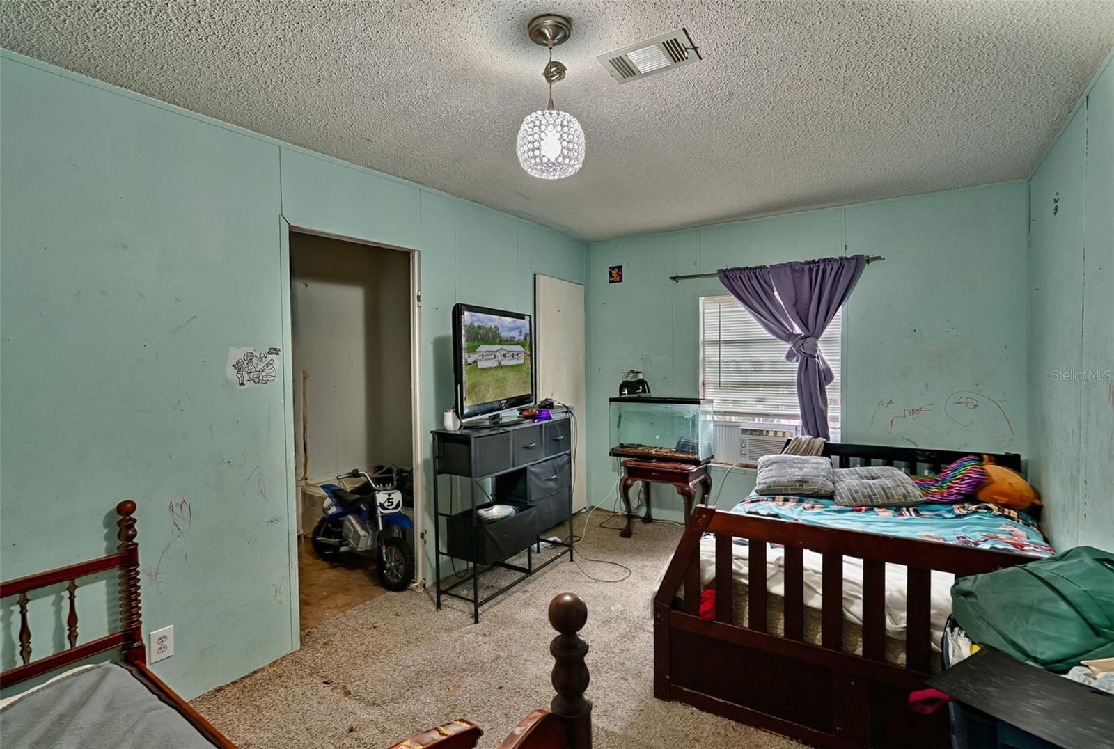 DEER HILLS - Residential