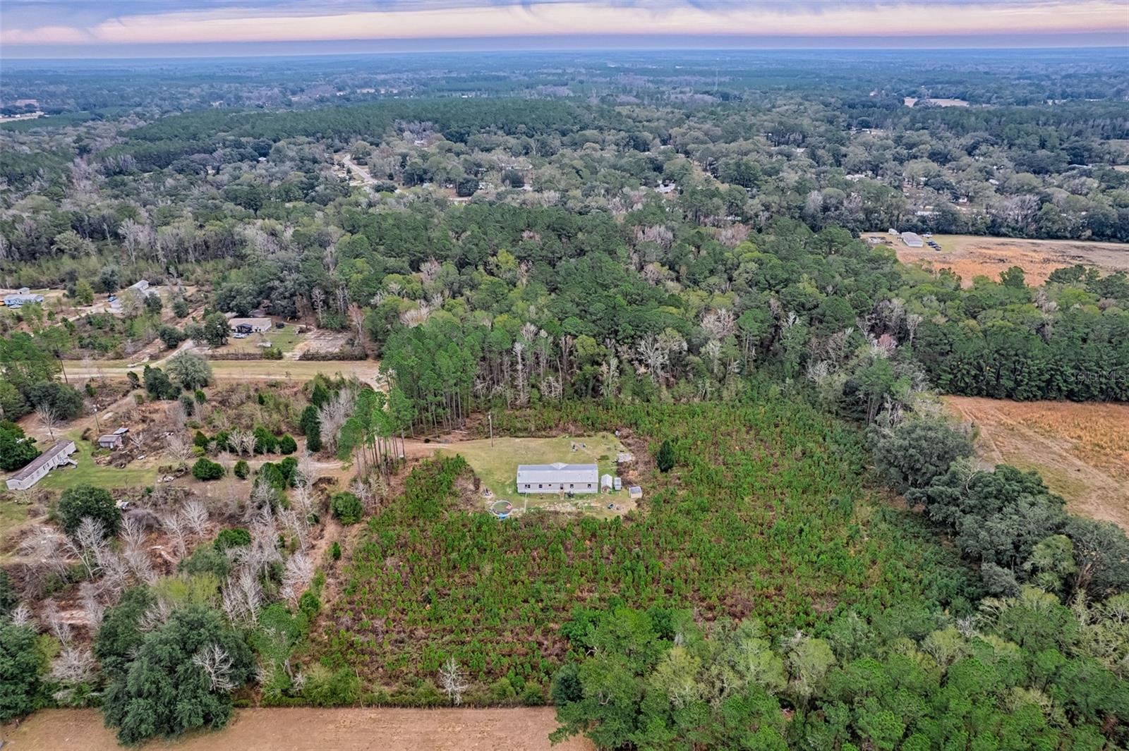 DEER HILLS - Residential