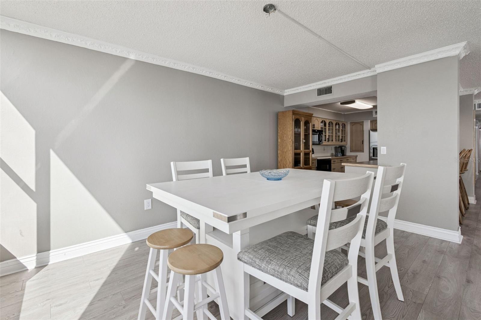 EDGEWATER ARMS 4TH CONDO - Residential