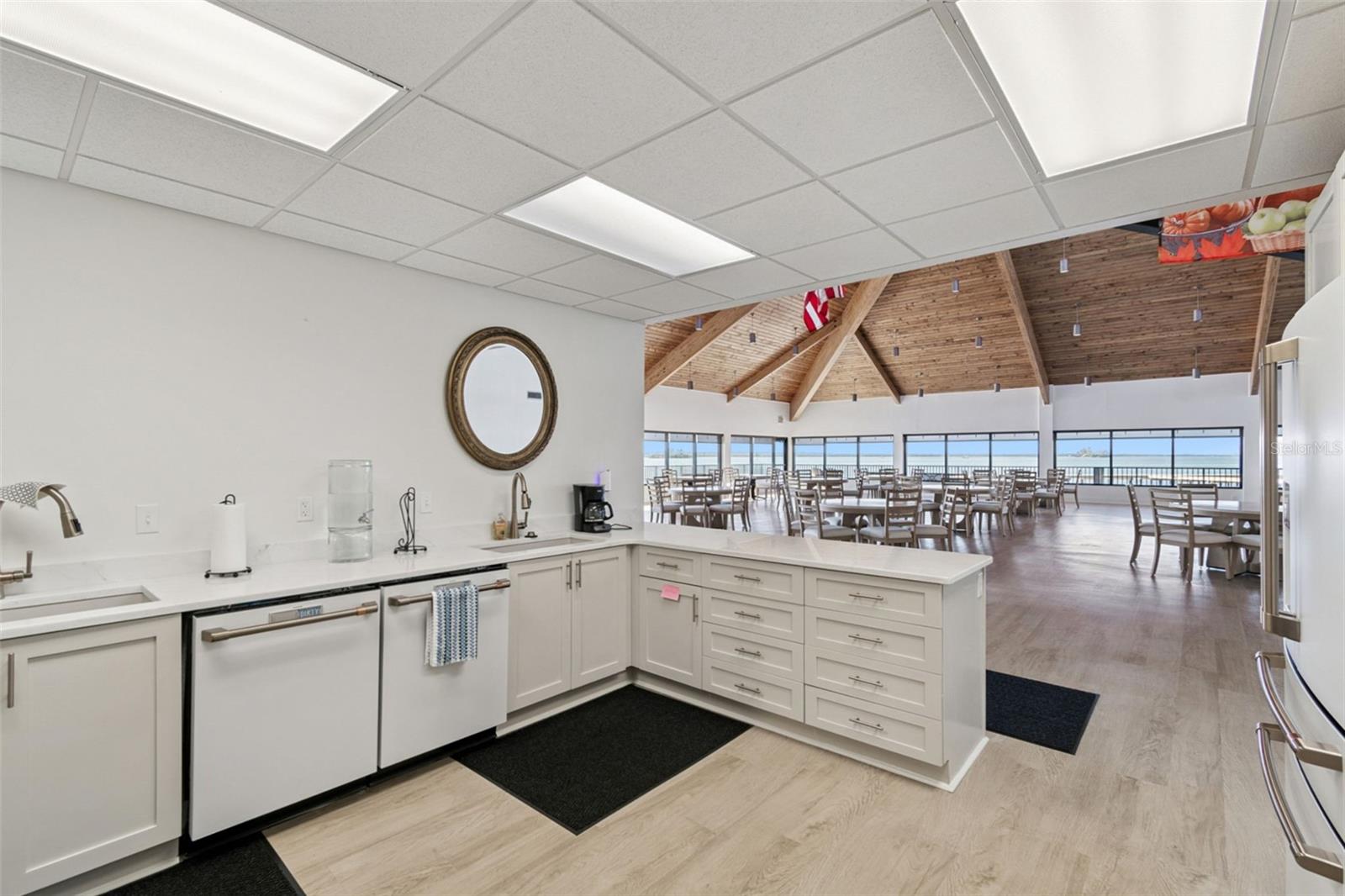 EDGEWATER ARMS 4TH CONDO - Residential