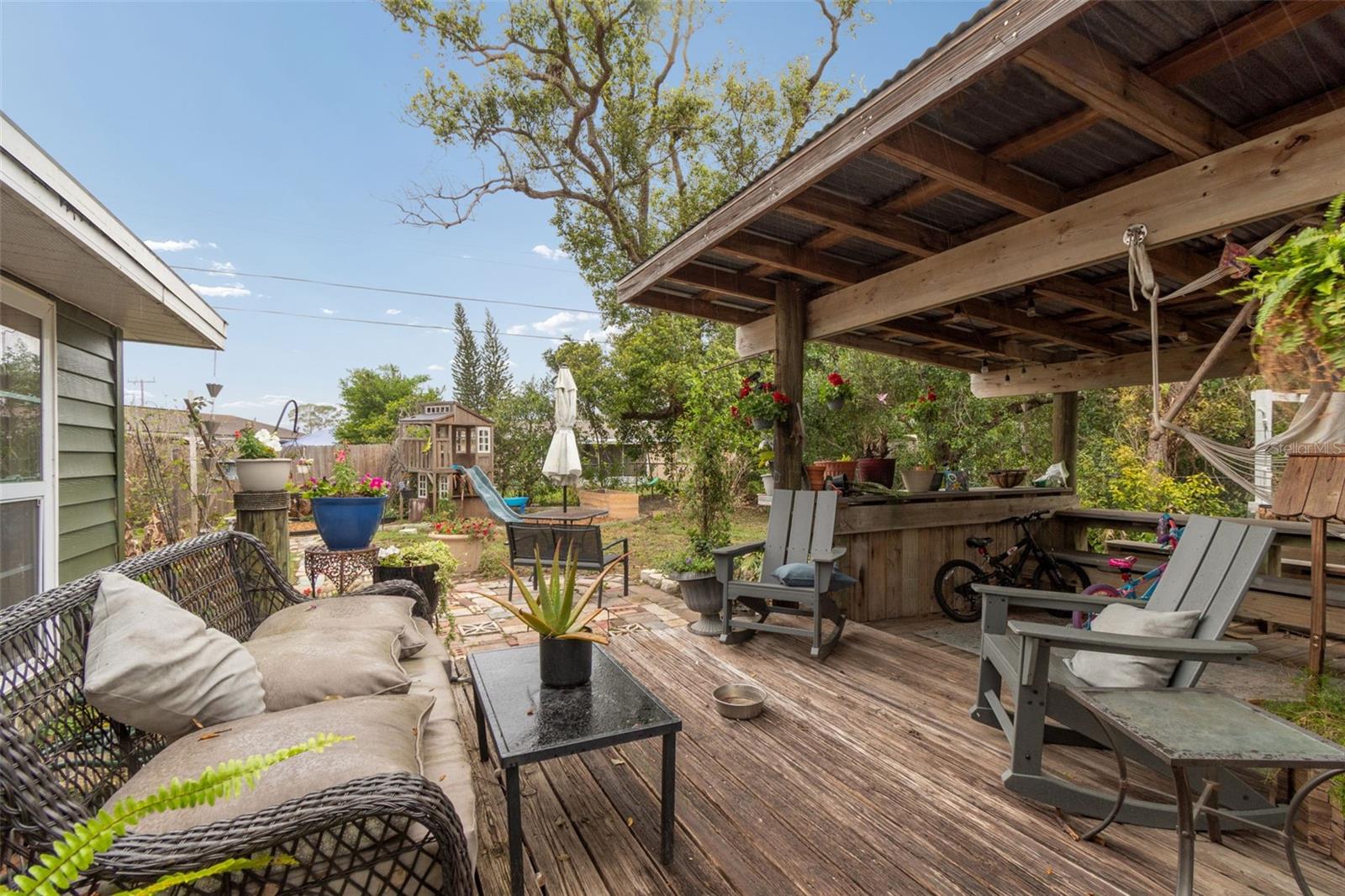 FOREST HILLS - Residential