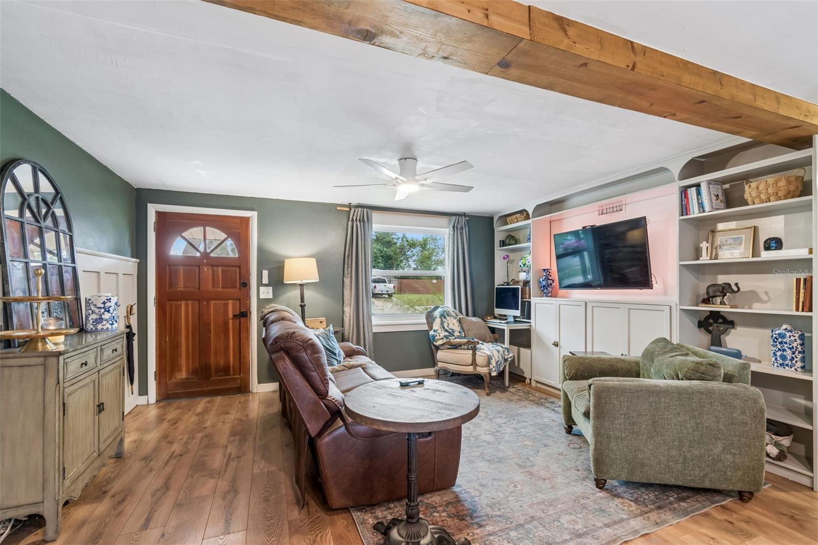 FOREST HILLS - Residential