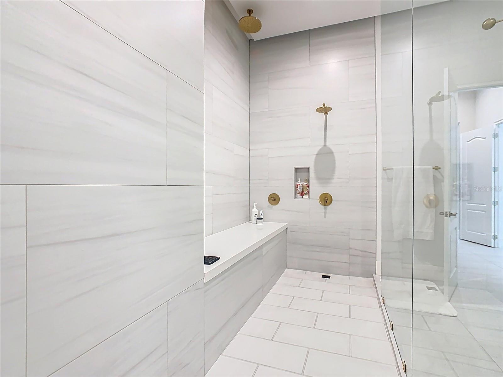 PRESERVE/LAUREATE PARK PH 3 - Residential Lease