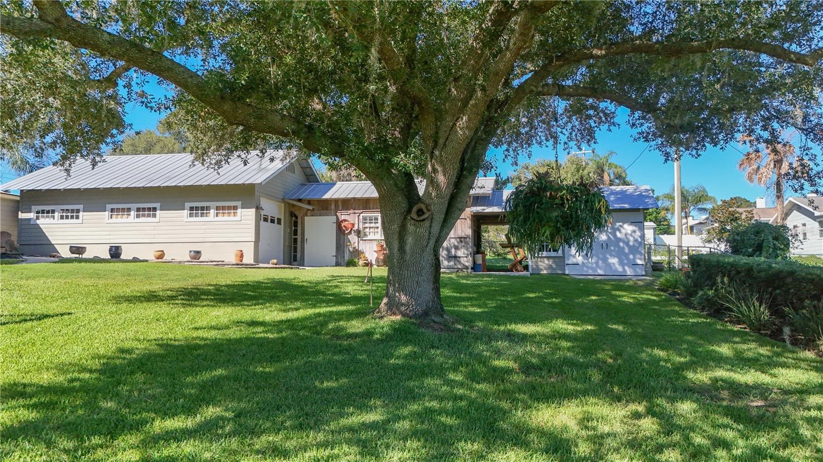 555 AMBASSADOR AVENUE