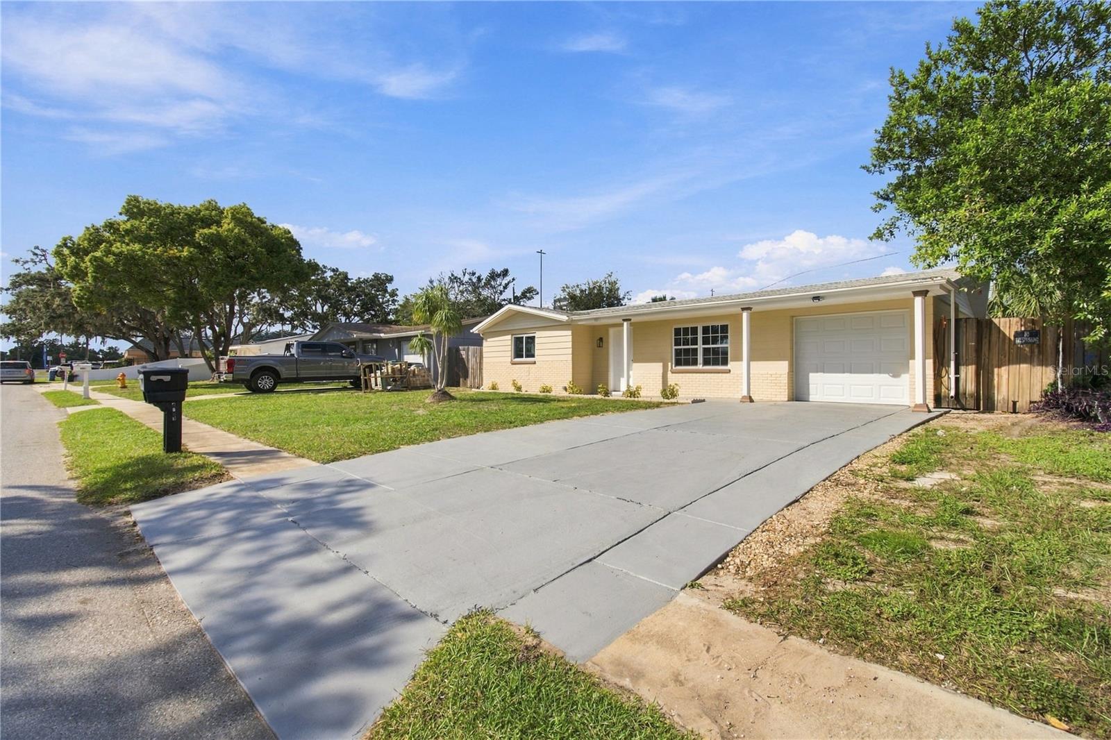 4601 EASTWOOD LANE
