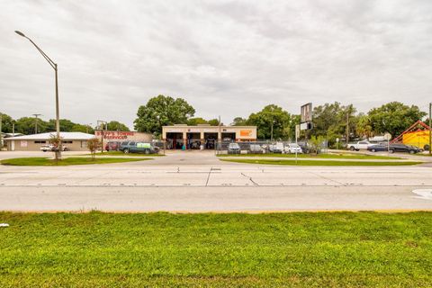 2016 WEST MEMORIAL BOULEVARD LAKELAND FL 33815