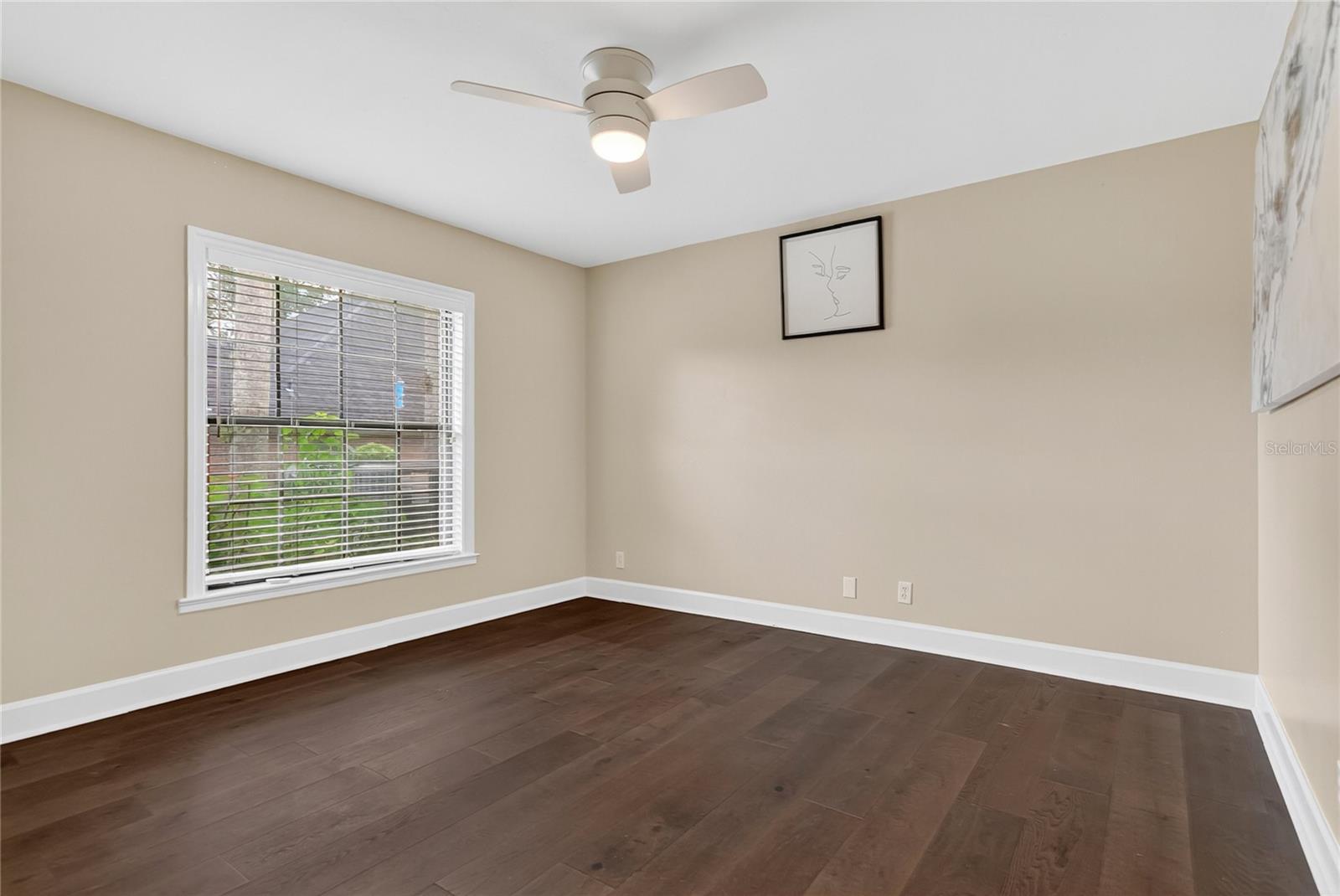 LAUREL RUN - Residential