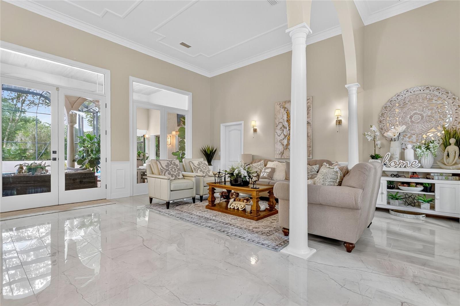 LAUREL RUN - Residential