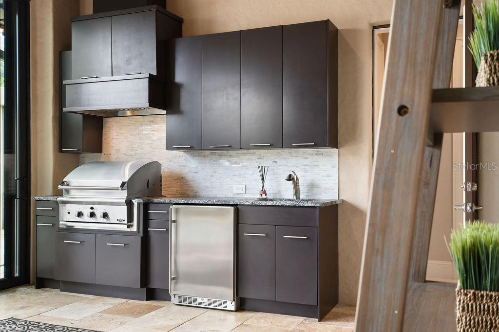 WATERSTONE - Residential