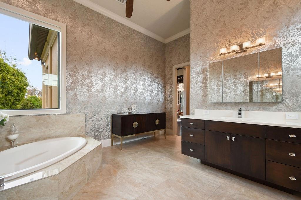 WATERSTONE - Residential