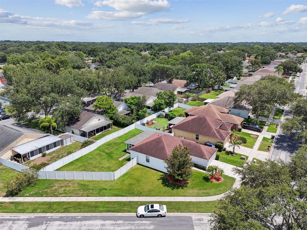 Photo of 501 Royal Ridge Street, Valrico, FL 33594 (MLS # TB8405183)