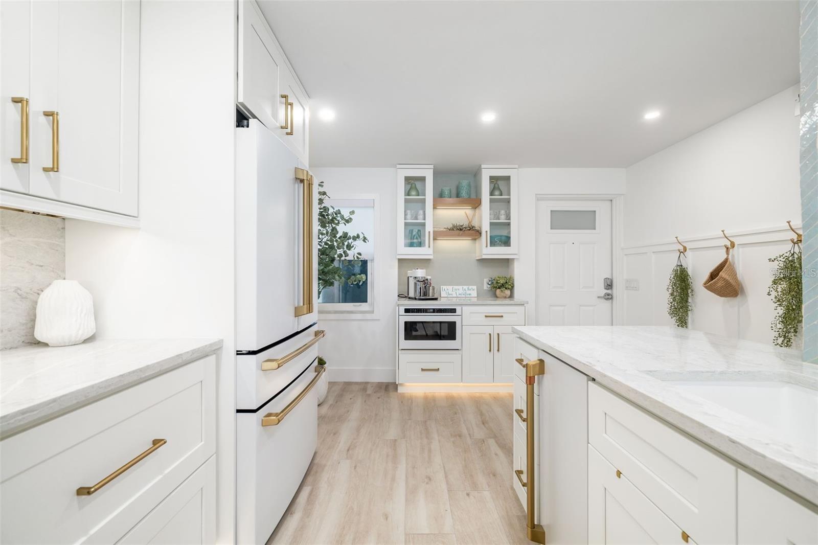 WHISPERING SANDS SEC 7 - Residential