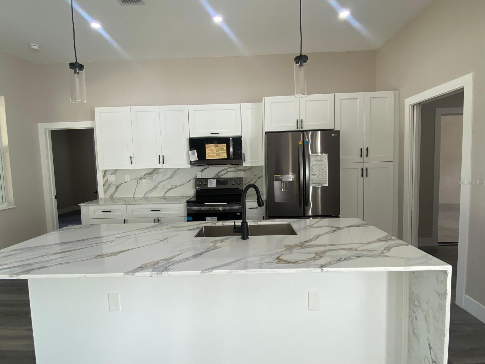 SUN N LAKES - Residential