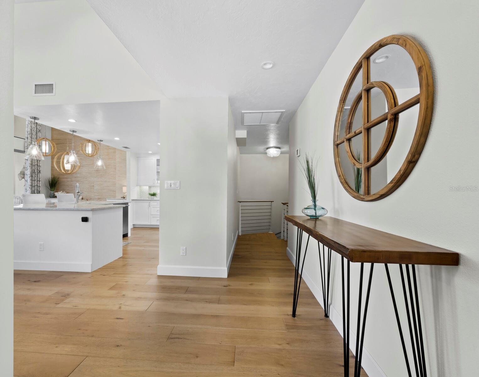 1928 HARBOURSIDE DRIVE 1404