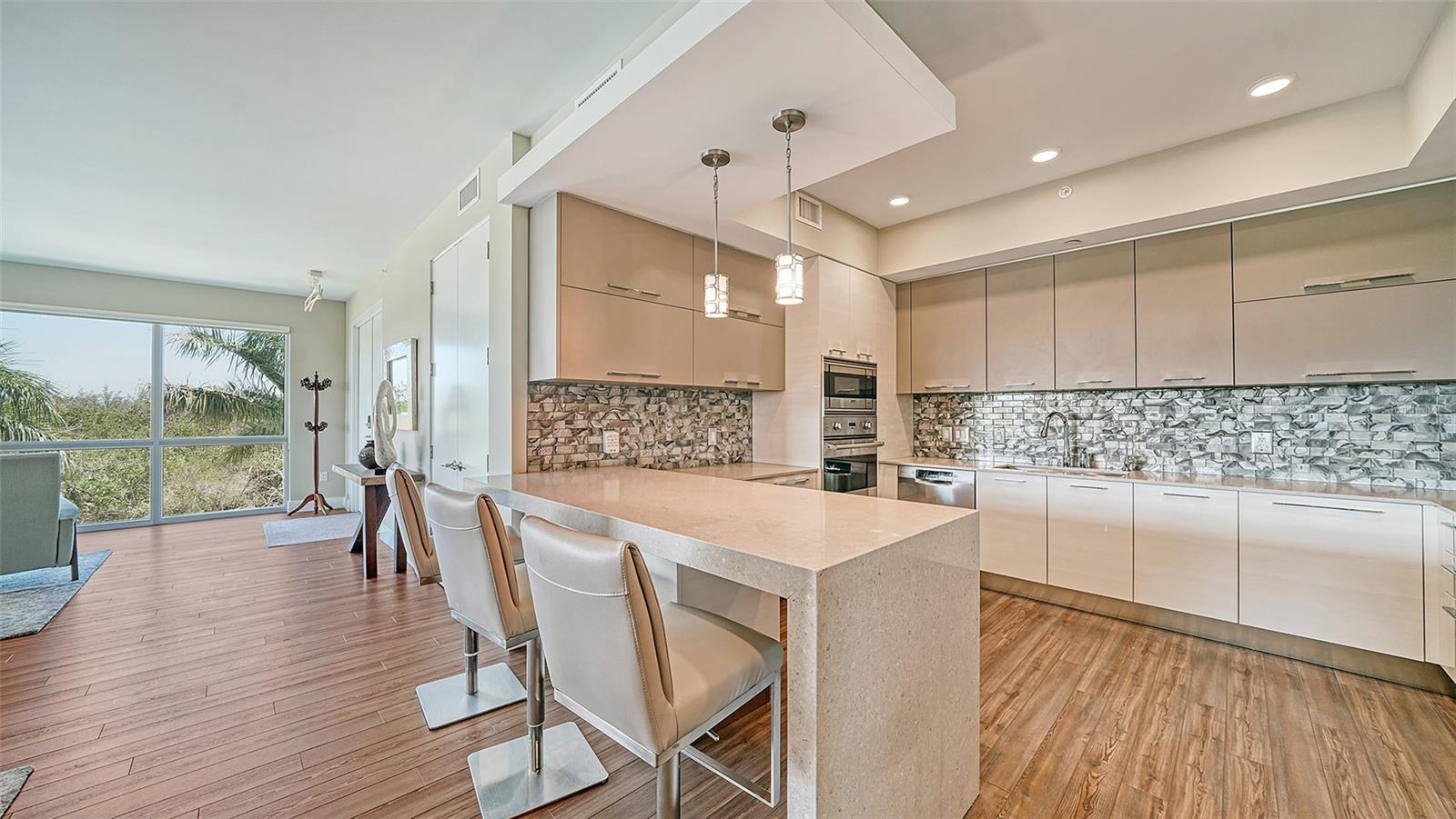 PARK RESIDENCES OF LIDO KEY - Residential