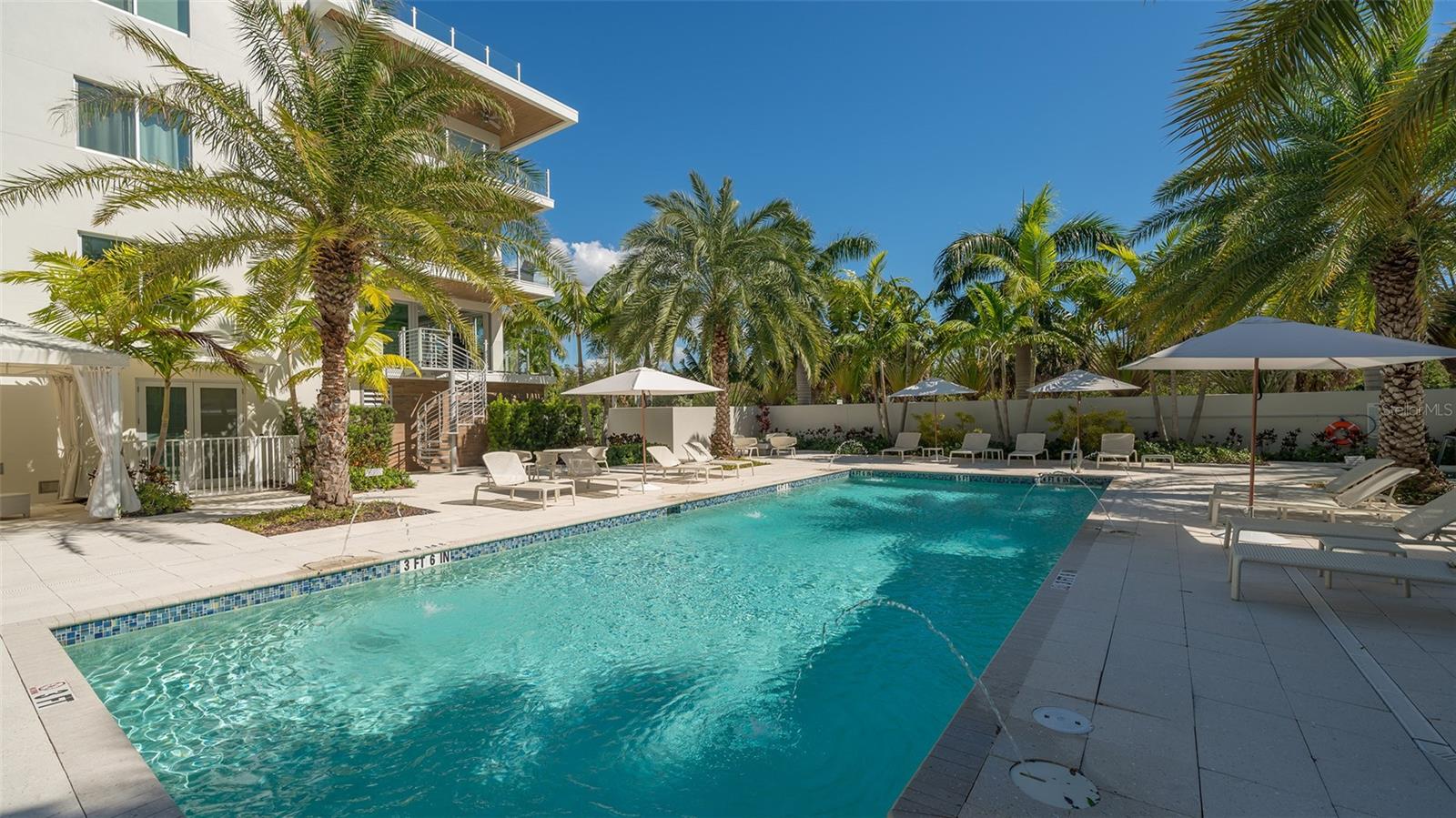 PARK RESIDENCES OF LIDO KEY - Residential