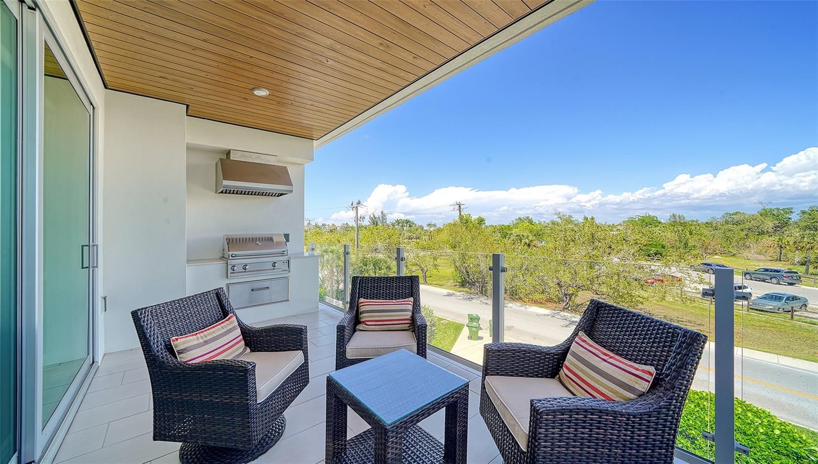 PARK RESIDENCES OF LIDO KEY - Residential