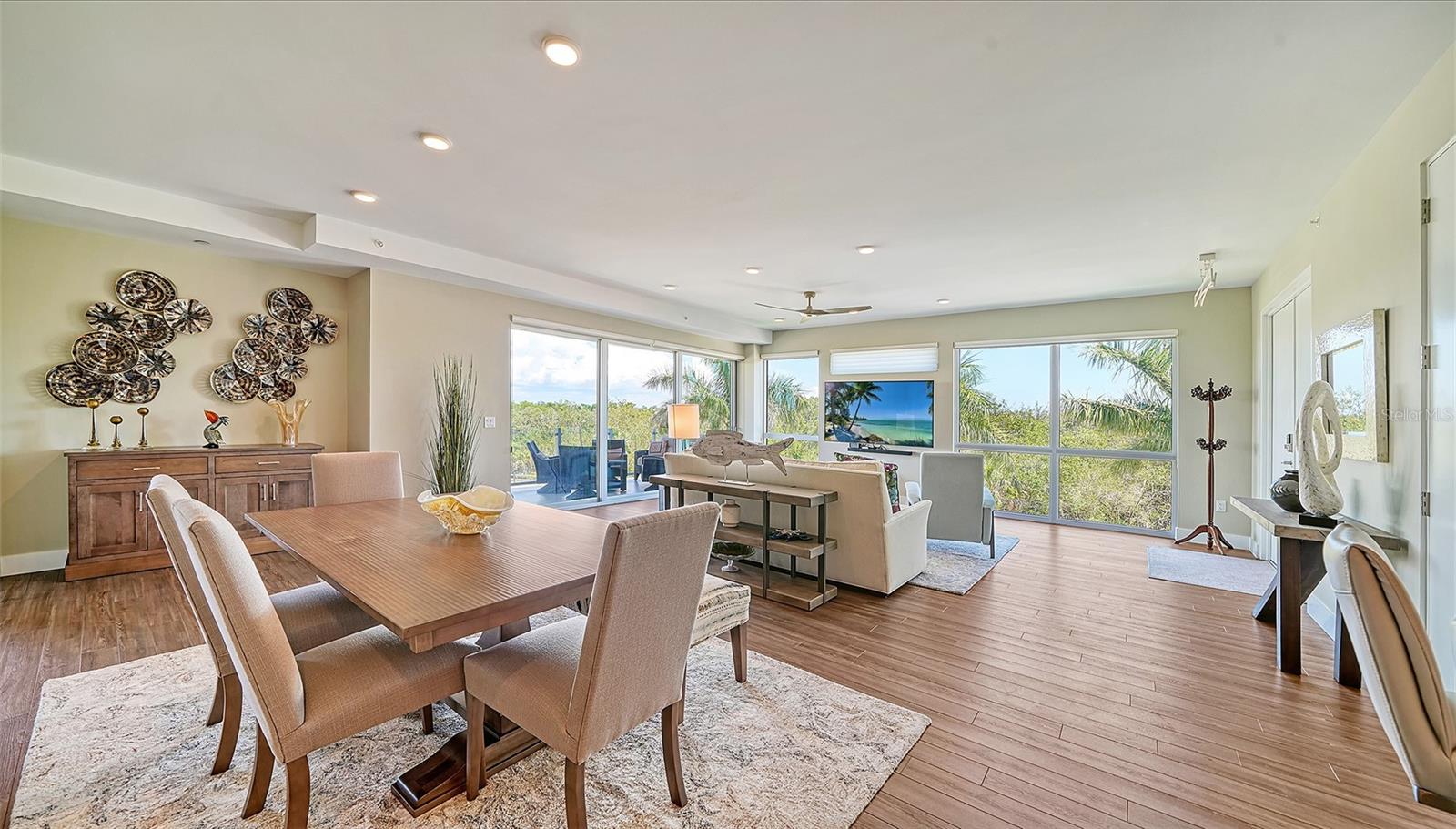 PARK RESIDENCES OF LIDO KEY - Residential