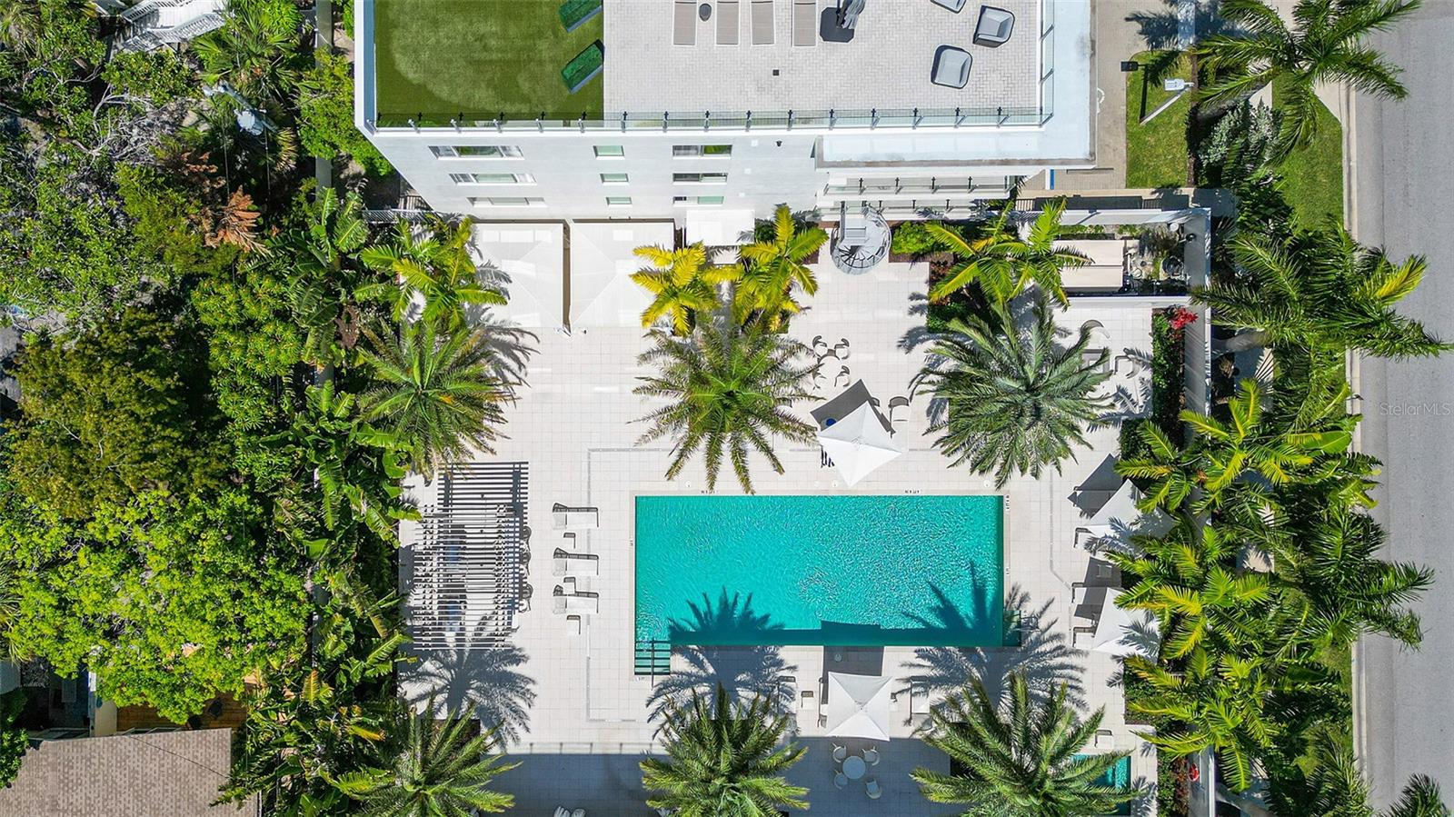 PARK RESIDENCES OF LIDO KEY - Residential