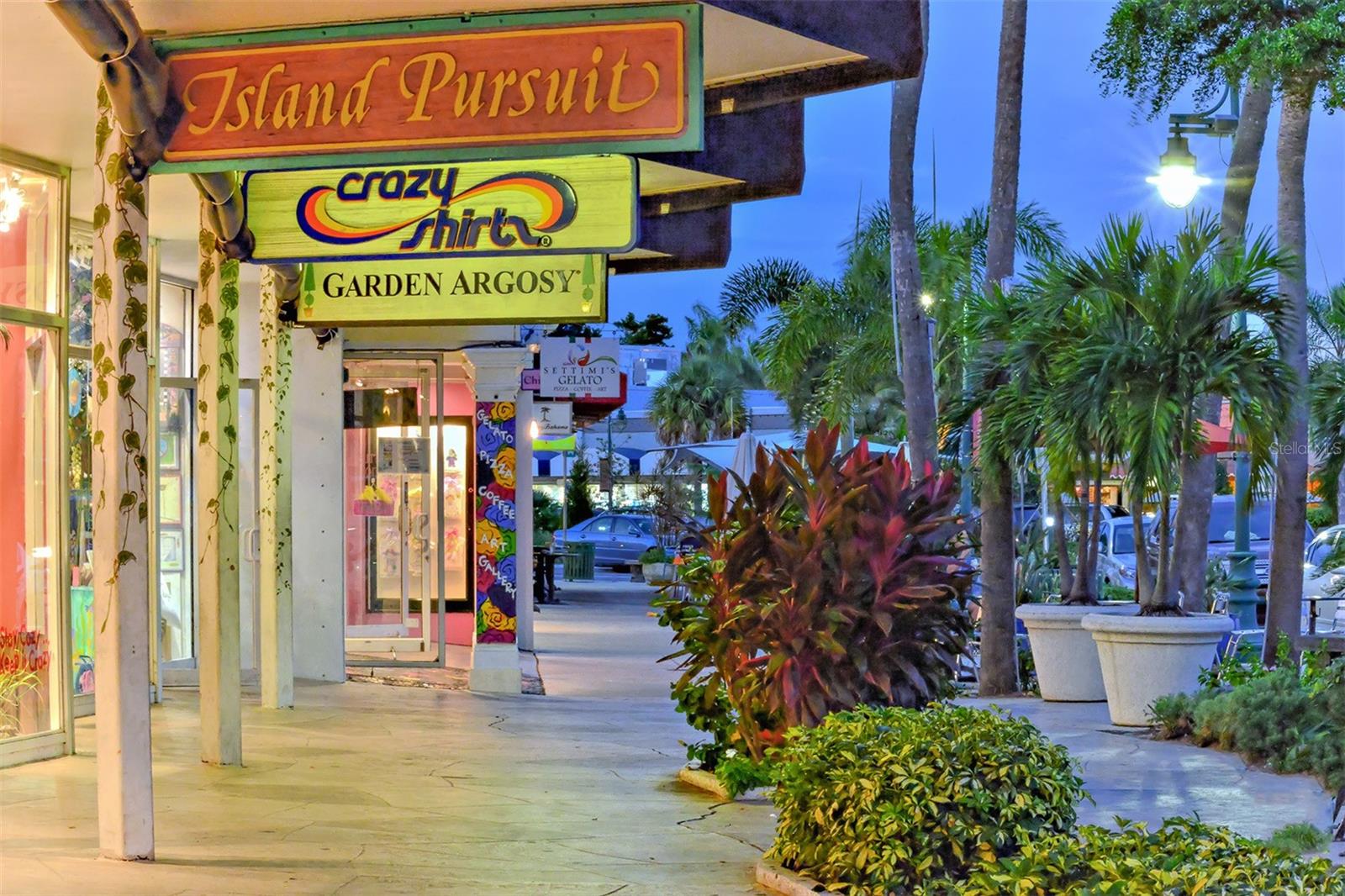 PARK RESIDENCES OF LIDO KEY - Residential