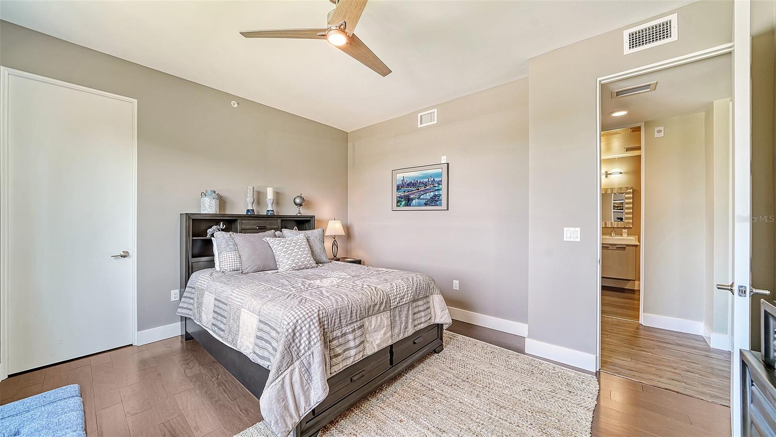 PARK RESIDENCES OF LIDO KEY - Residential