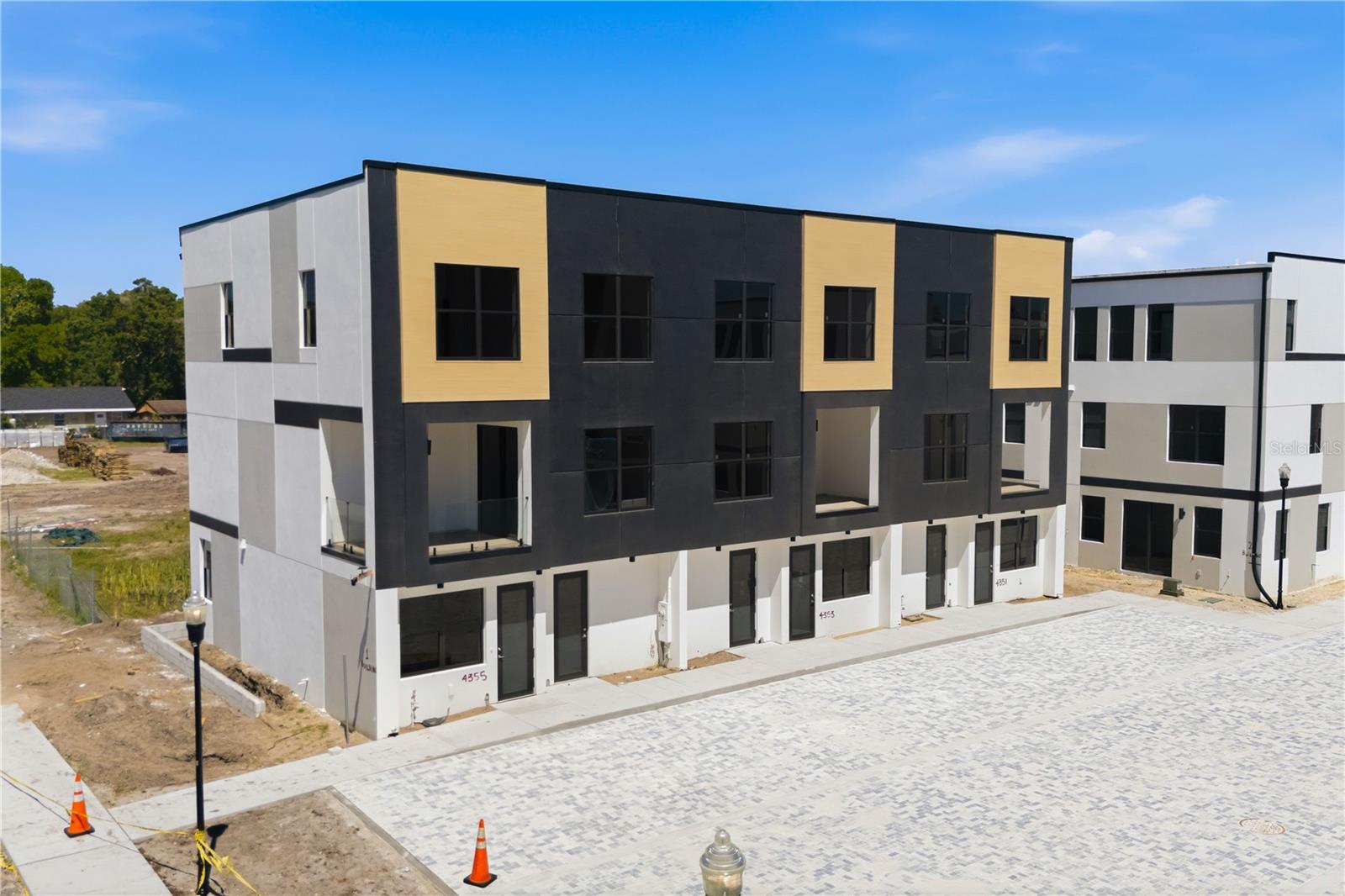 4355 FONTANAROSA VILLAGE COURT