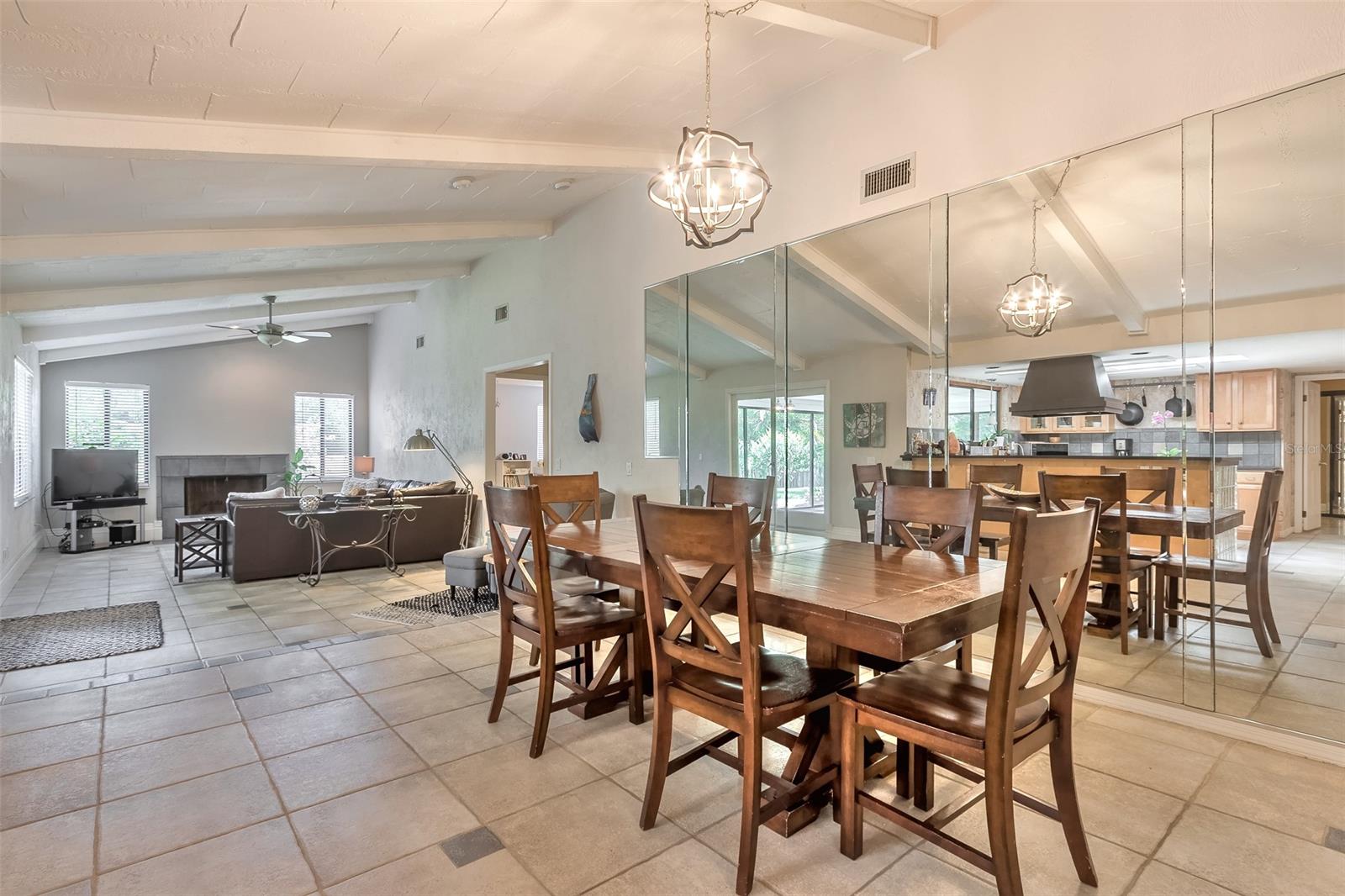 Pelican Bay Ph 03 Un 11 - Residential