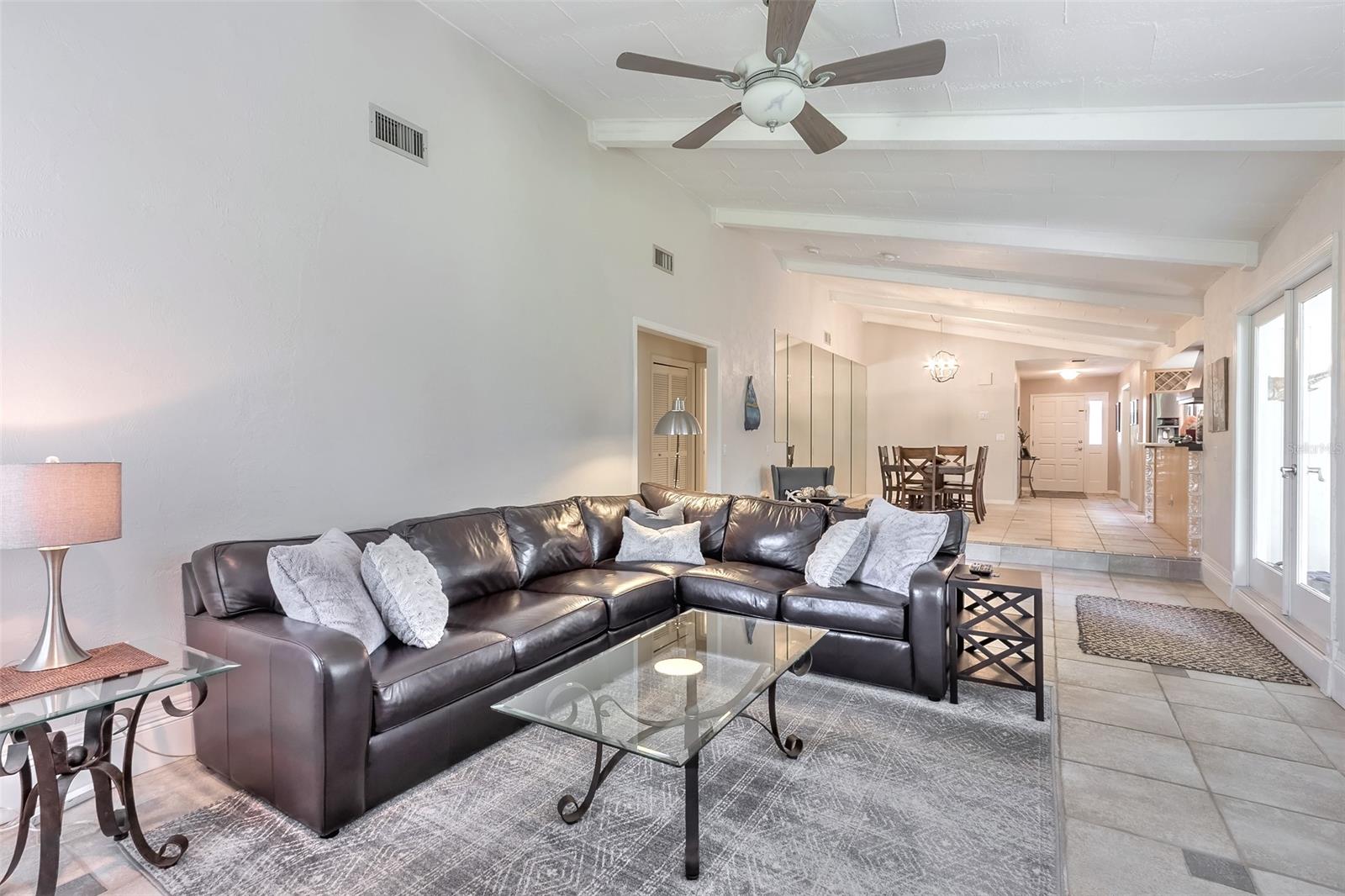 Pelican Bay Ph 03 Un 11 - Residential