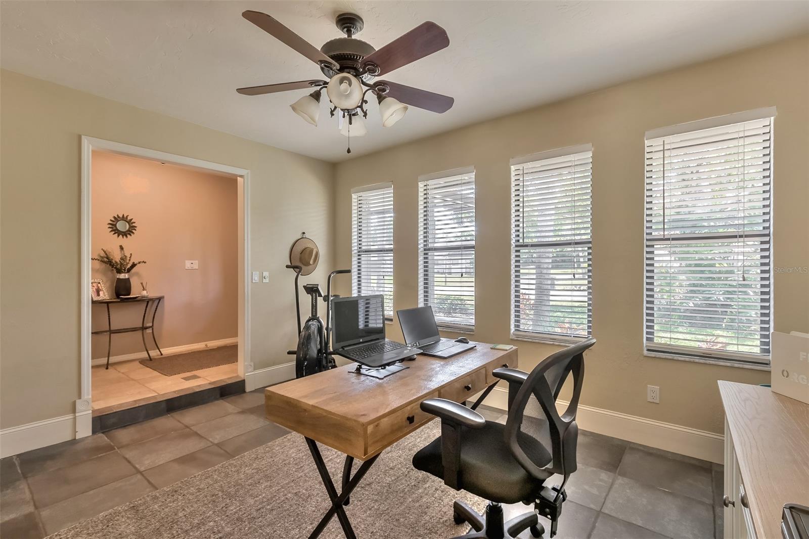 Pelican Bay Ph 03 Un 11 - Residential