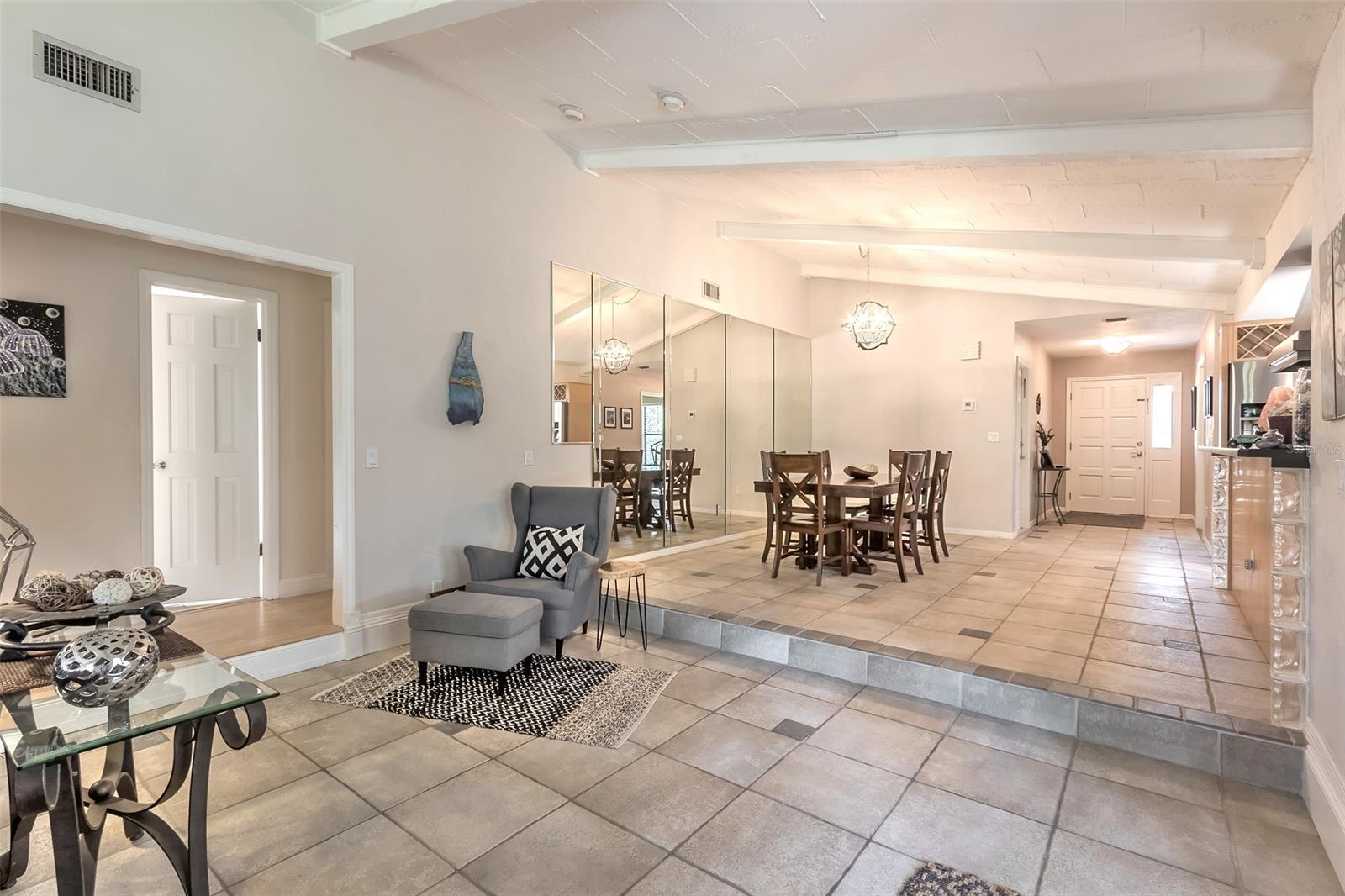 Pelican Bay Ph 03 Un 11 - Residential