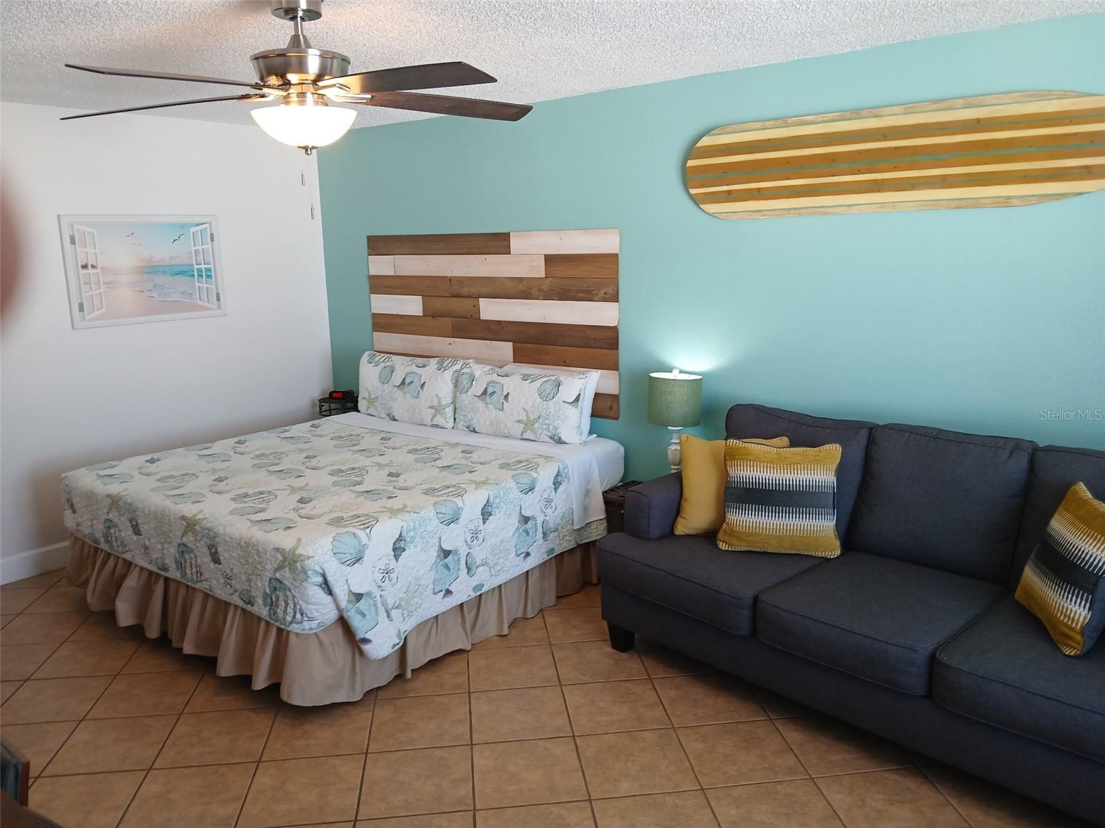 FOUNTAIN BEACH RESIDENCE - Residential