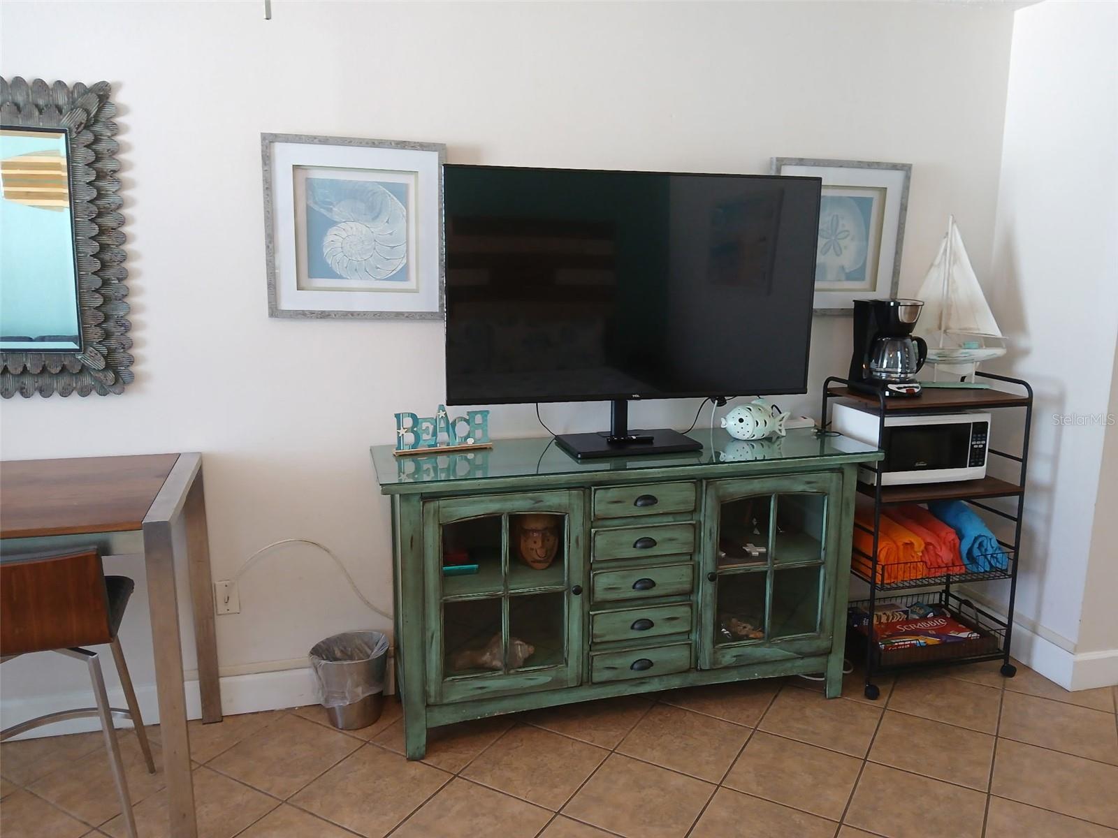 FOUNTAIN BEACH RESIDENCE - Residential